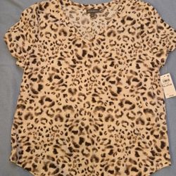 Cheetah Design I.N.C T shirt