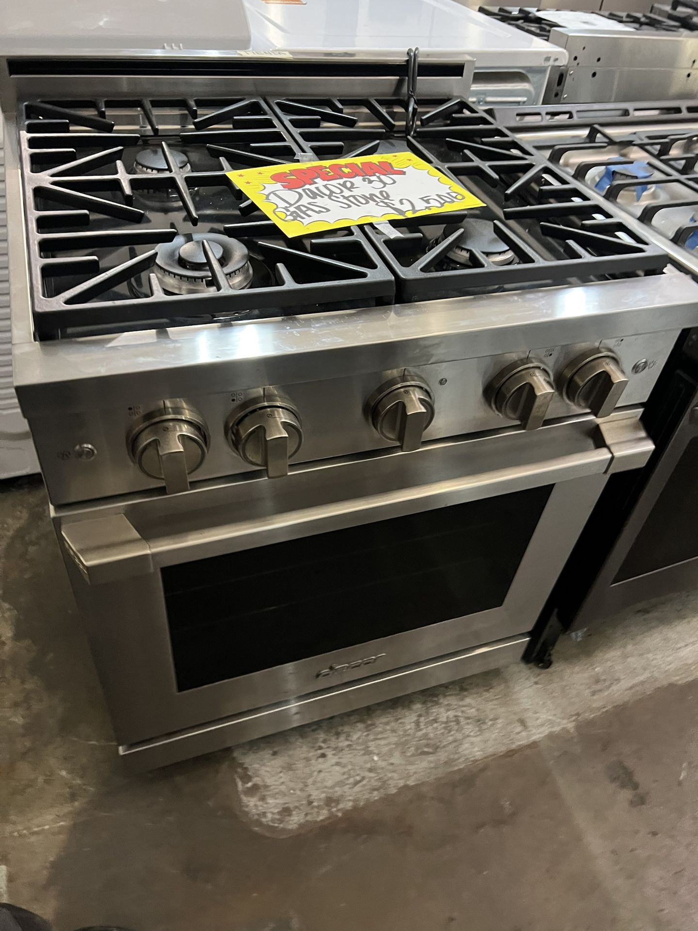Dacor 30” Gas Range