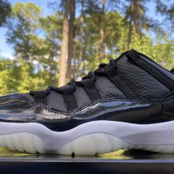 Air Jordan 11 Low “72-10” Size 8