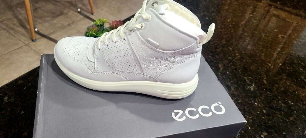 Ecco Size 6.5