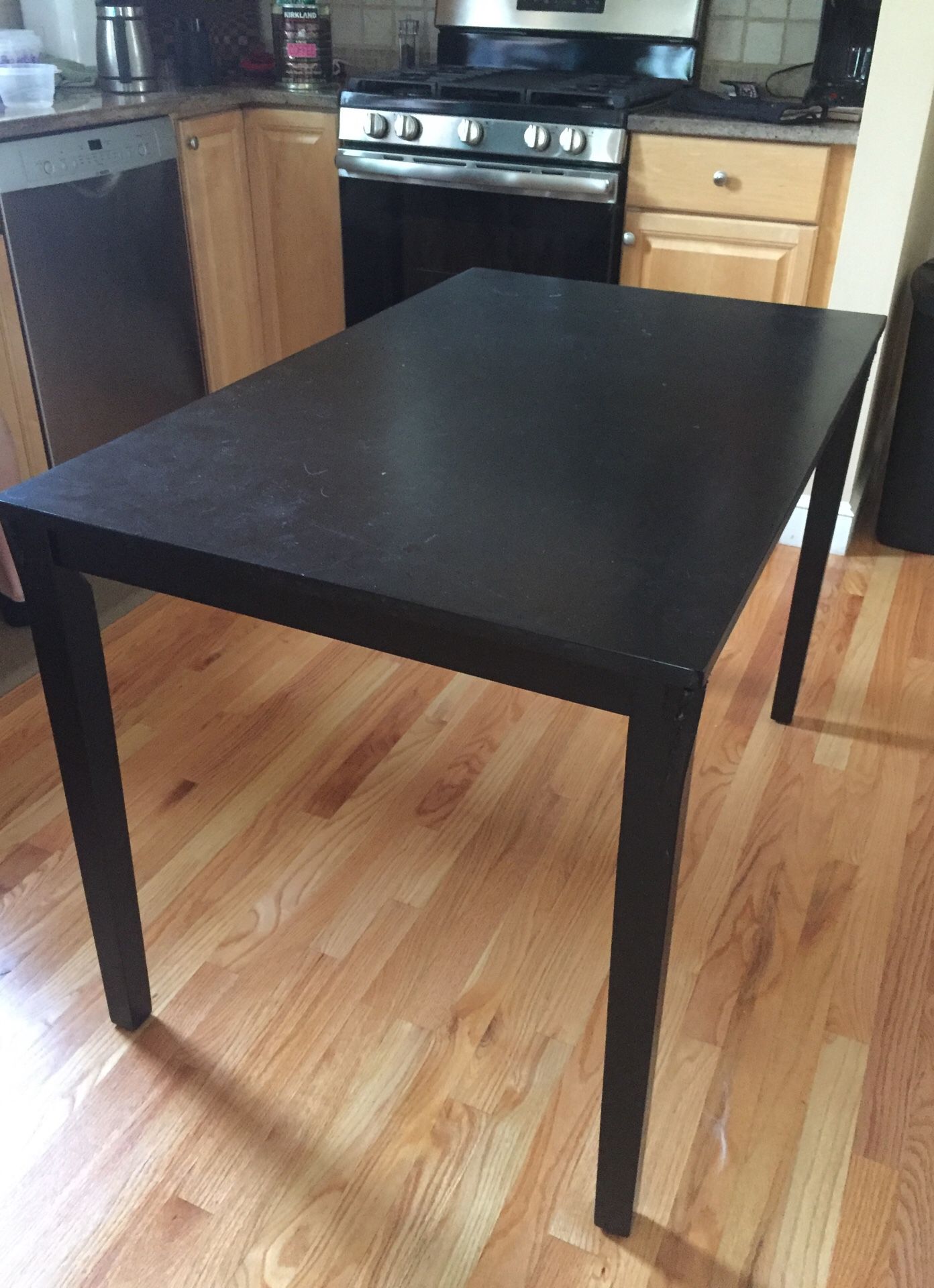 Free kitchen table