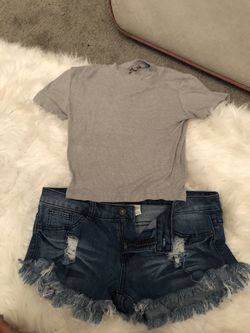Shorts size 7 shirt size m