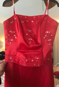 Beautiful red bedazzled 2 piece Bridesmaid dress! Size Medium ! Worn once!