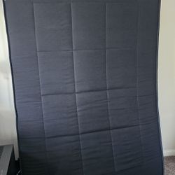 Very Clean 6" Futon Mattress. Black And White. Size Full. Excellent Condition