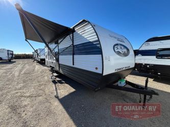 2025 Cherokee Wolf Den 26Ev