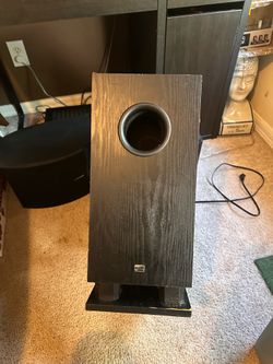 Onkyo Powered Subwoofer Model SKW-100 75W