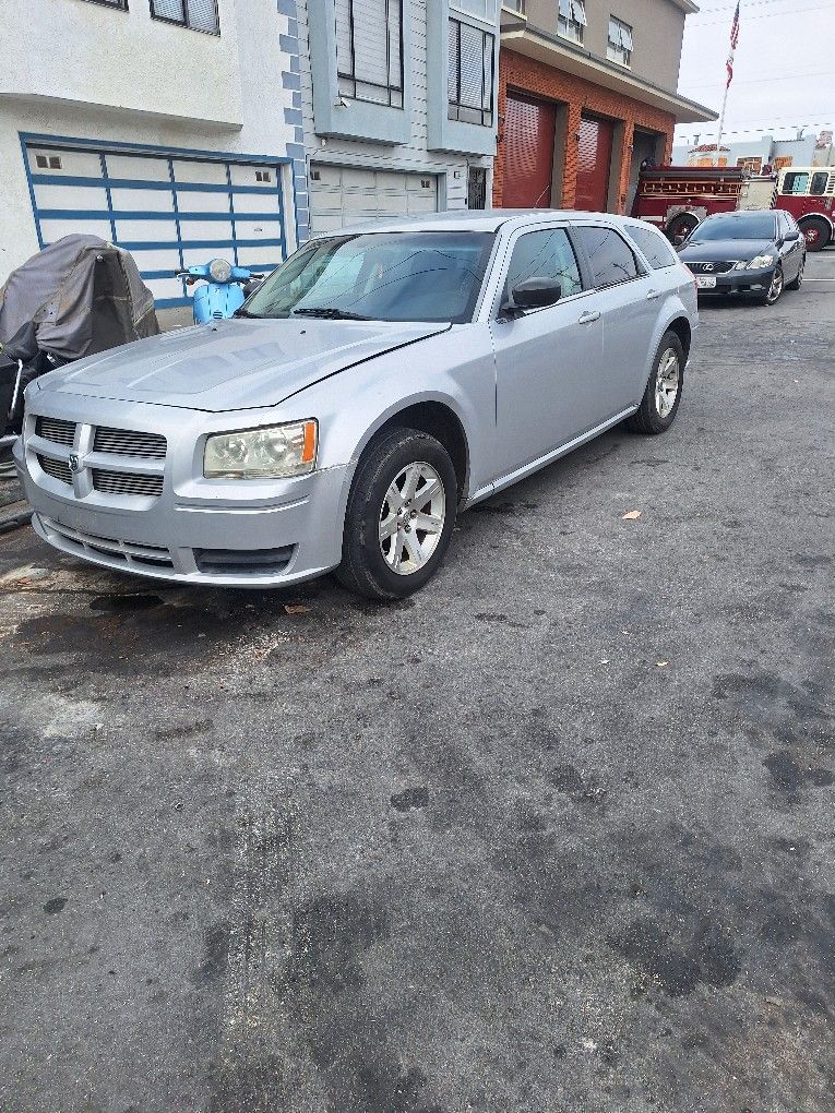 2008 Dodge Magnum