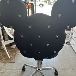 Mickey Swivel Adjustable Height Chair 