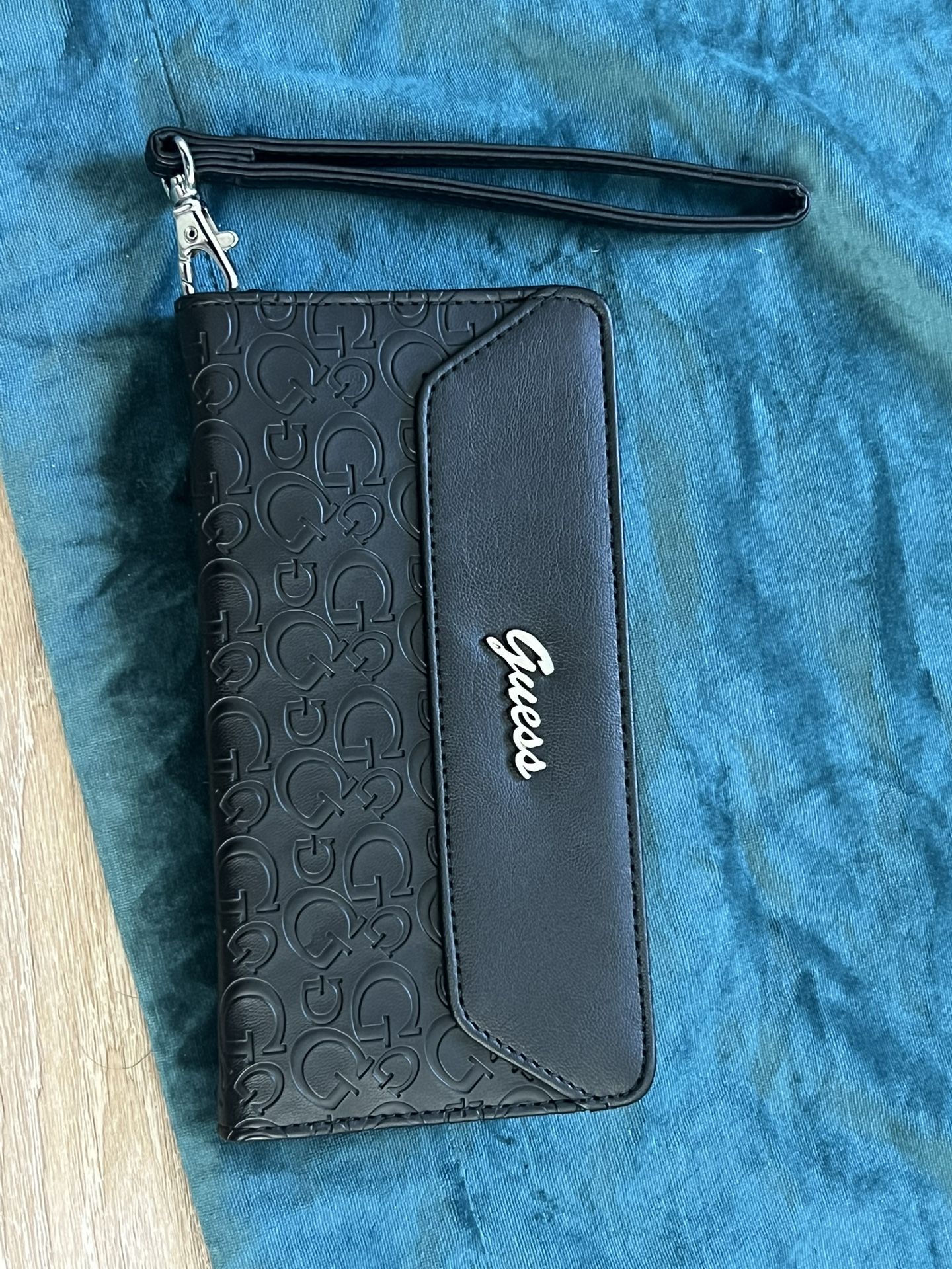 Wristlets/ Wallet