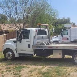 2014 International  Flatbed Tow Truck 
