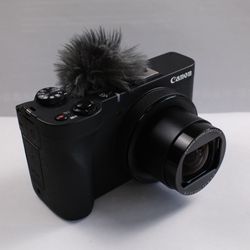 Canon PowerShot V1 – Like New | Perfect for Vlogging & Content Creation