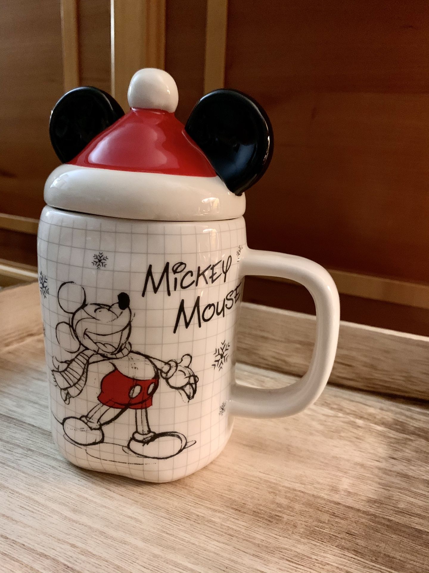 Disney Mickey Mouse Santa Mug with Top