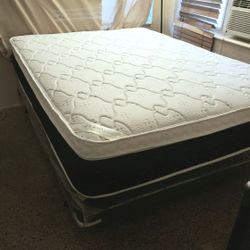 NEW QUEEN PILLOWTOP SET MATTRESS AND BOX SPRING-2PCS