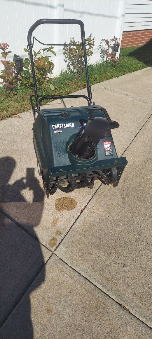Snow Blower Craftsman 5.0HP 22"