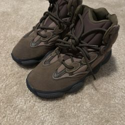 Yeezy 500 High Taupe Black Size 5