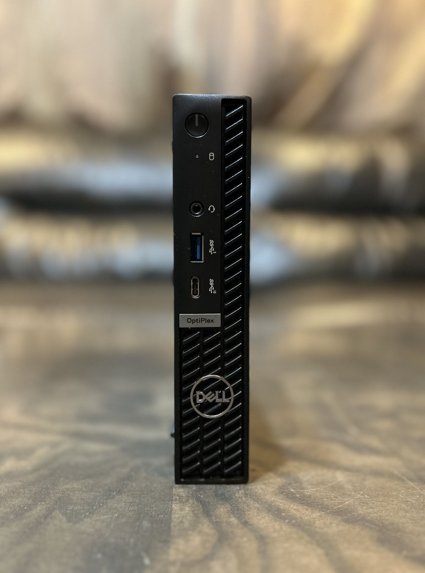 Like New Micro DELL Optiplex 7020 14th gen 7” inches Core i5 16GB RAM 256GB SSD Windows 11 3 monitor support desktop computer