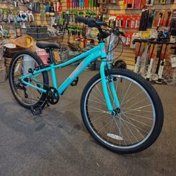 NEW RETROSPEC DART 24 MINT GREEN 7 SPEED GIRLS KIDS YOUTH HYBRID GEARED MOUNTAIN BIKE