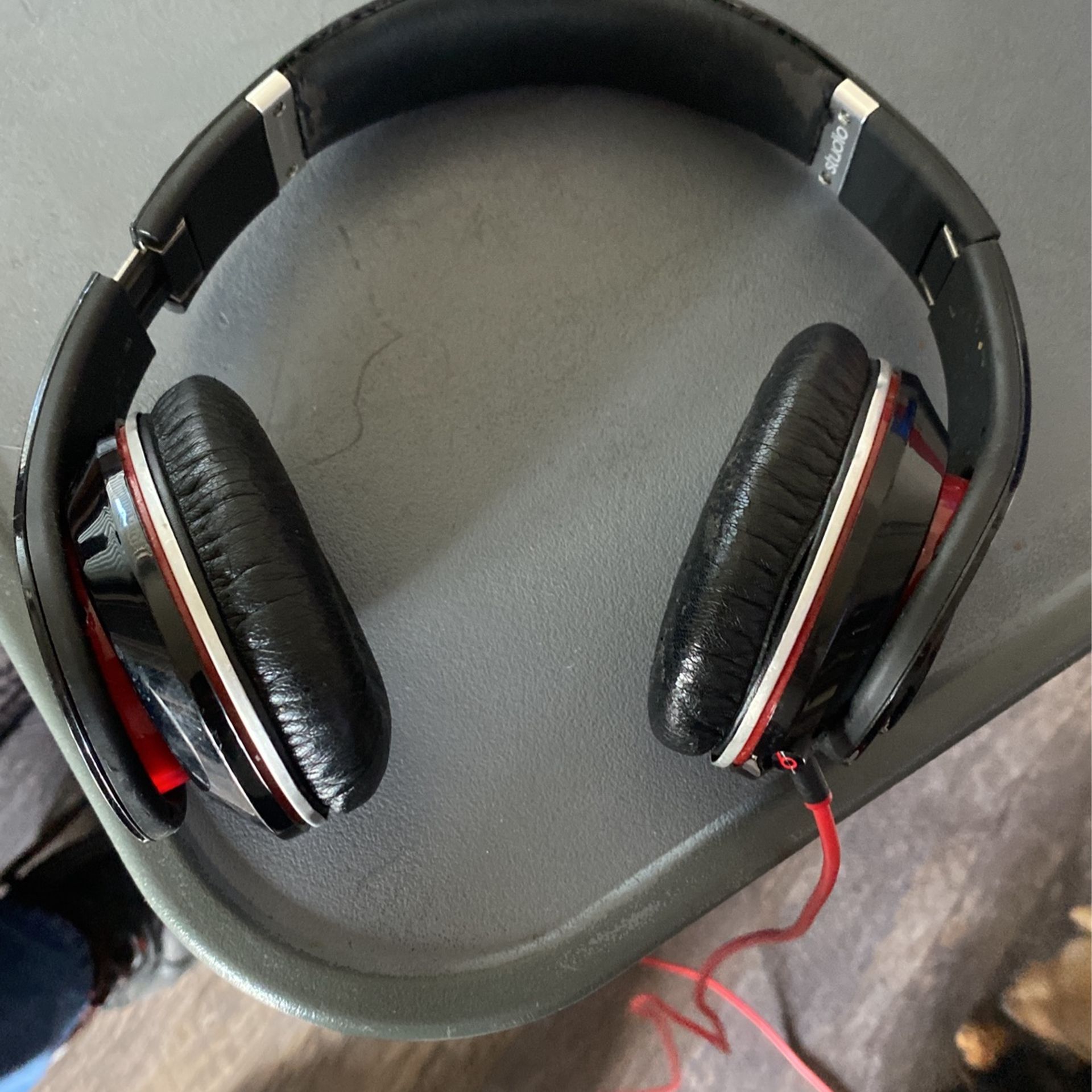 Beats Headphones, Black, Not Bluetooth