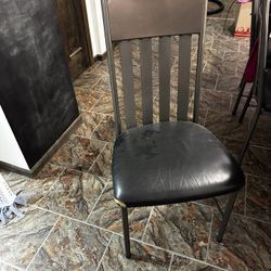 6 Table Chairs 
