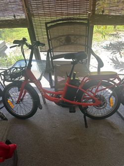 Nakto Electric Bike with Pedal assist! Only 38 hours ride time!