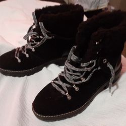 Women's Boots Size 11