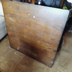 Mesa con 4 sillas buena barata $35 Dlls