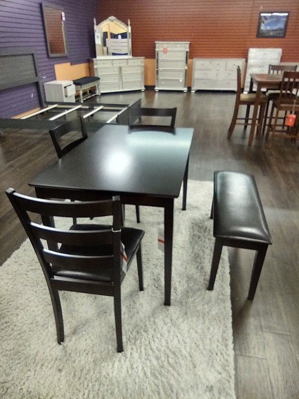 Kitchen Table With Chairs