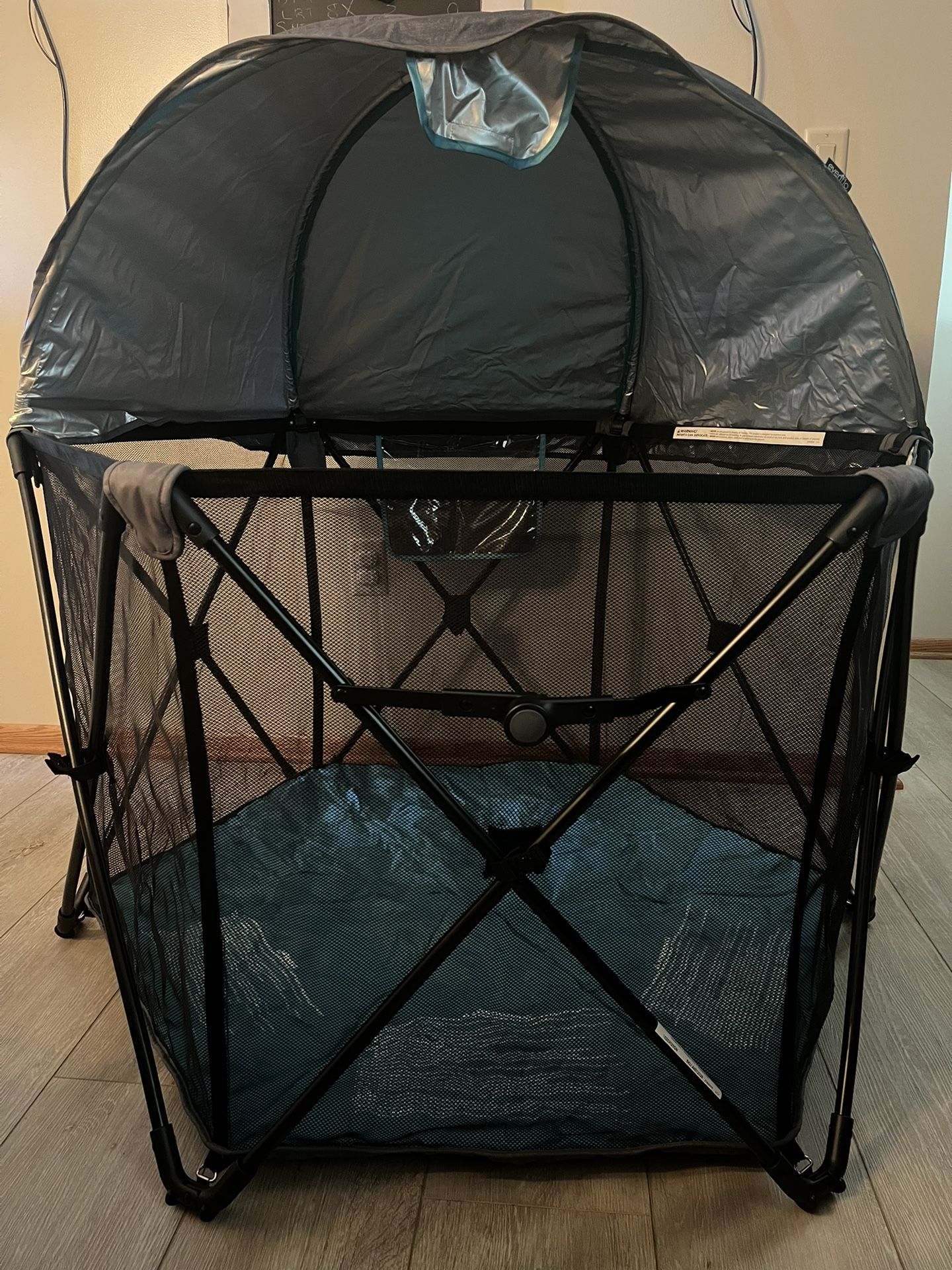 Evenflo Play-Away Portable Playard
