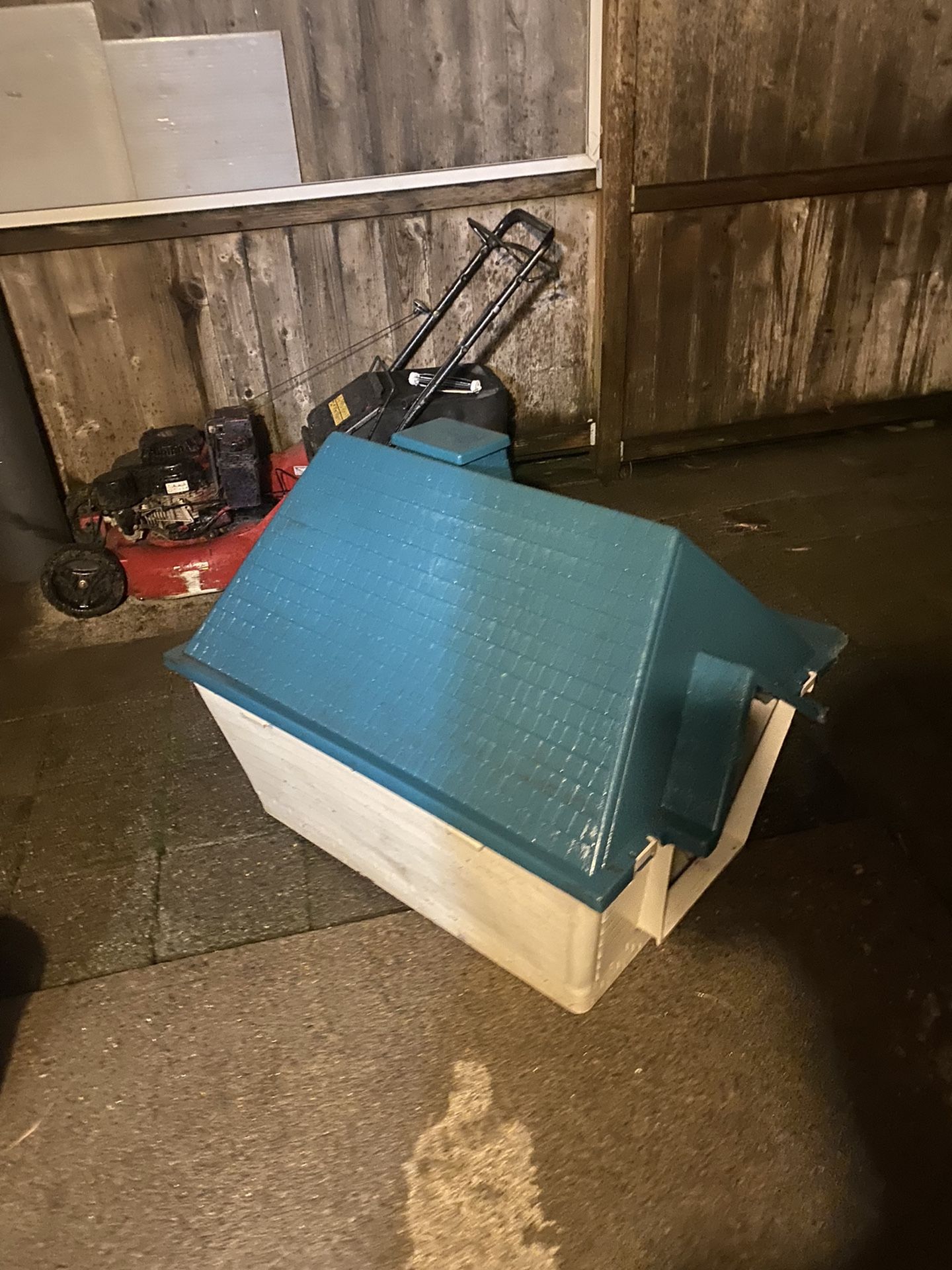 Dog House