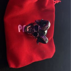 Skull Ring size 13