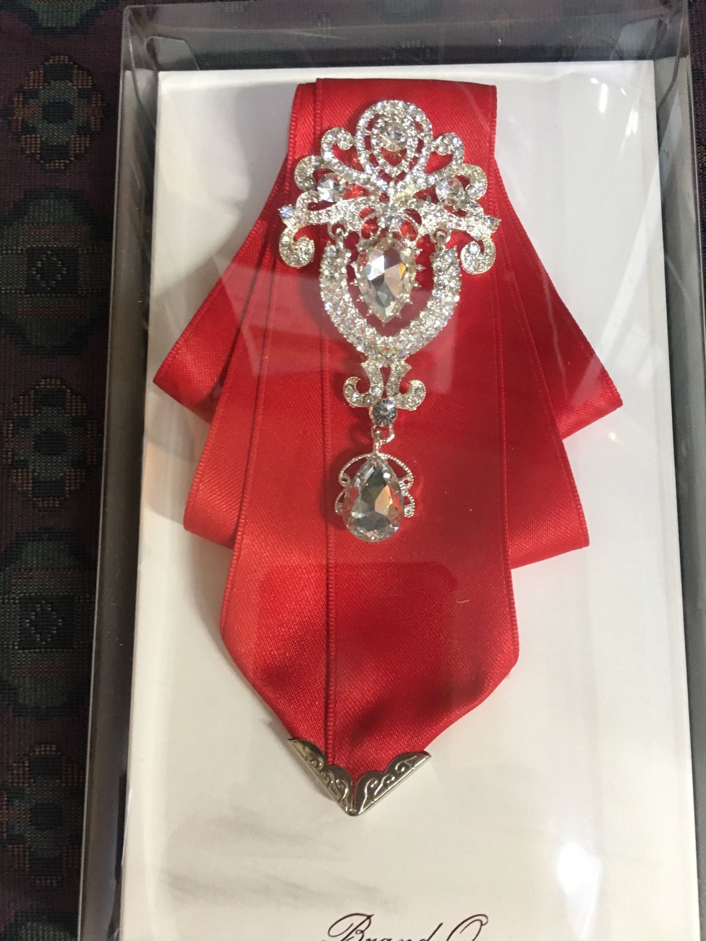 Brooch