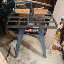 Craftsman wood shaper model 113.239201.

Heavy cast iron table.