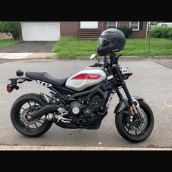 Yamaha XSR900