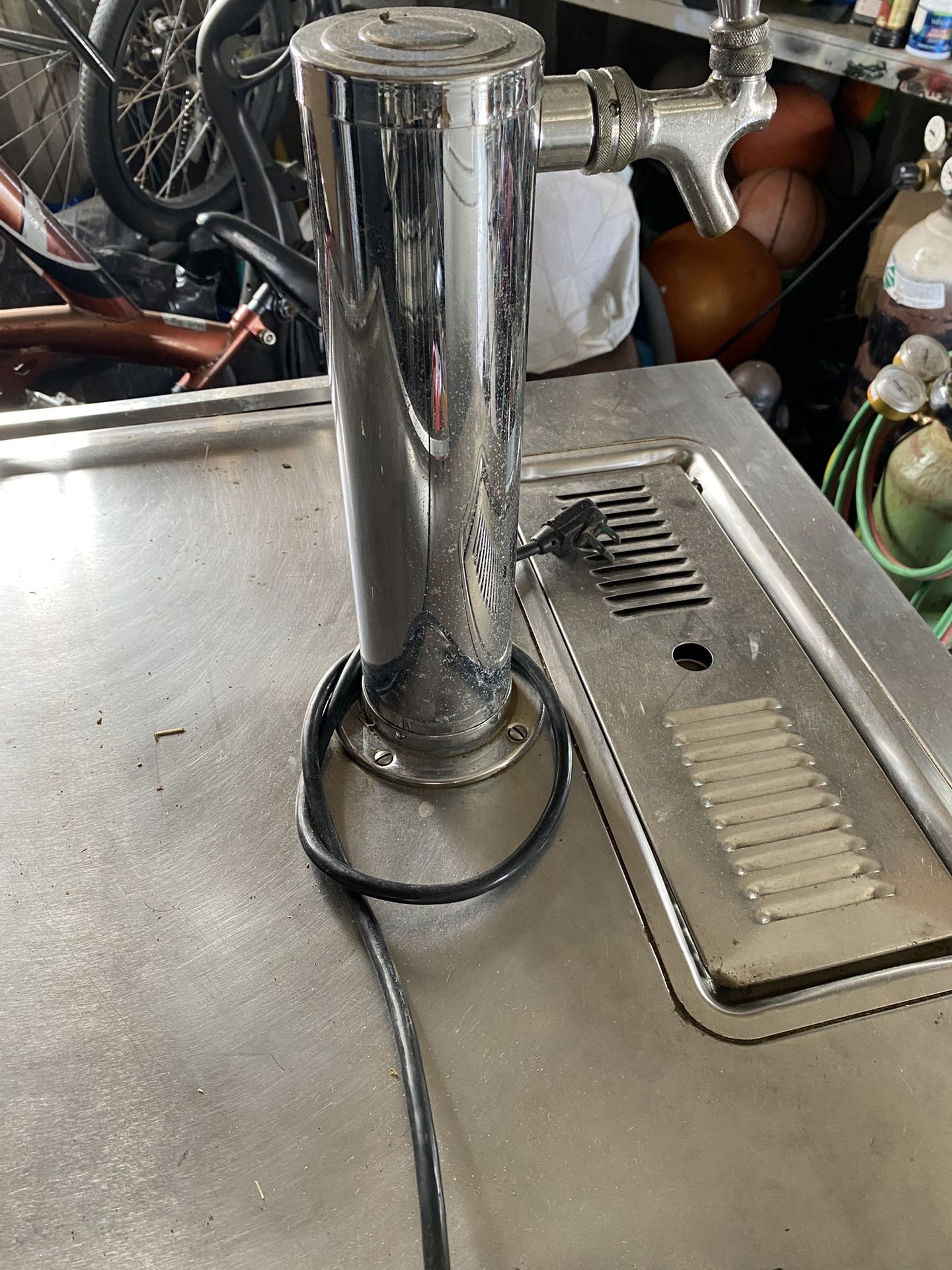 True TDD-1 Beer Despenser