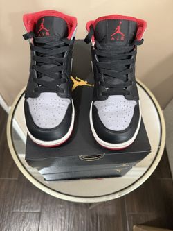 Air Jordan1 Mid Shoes