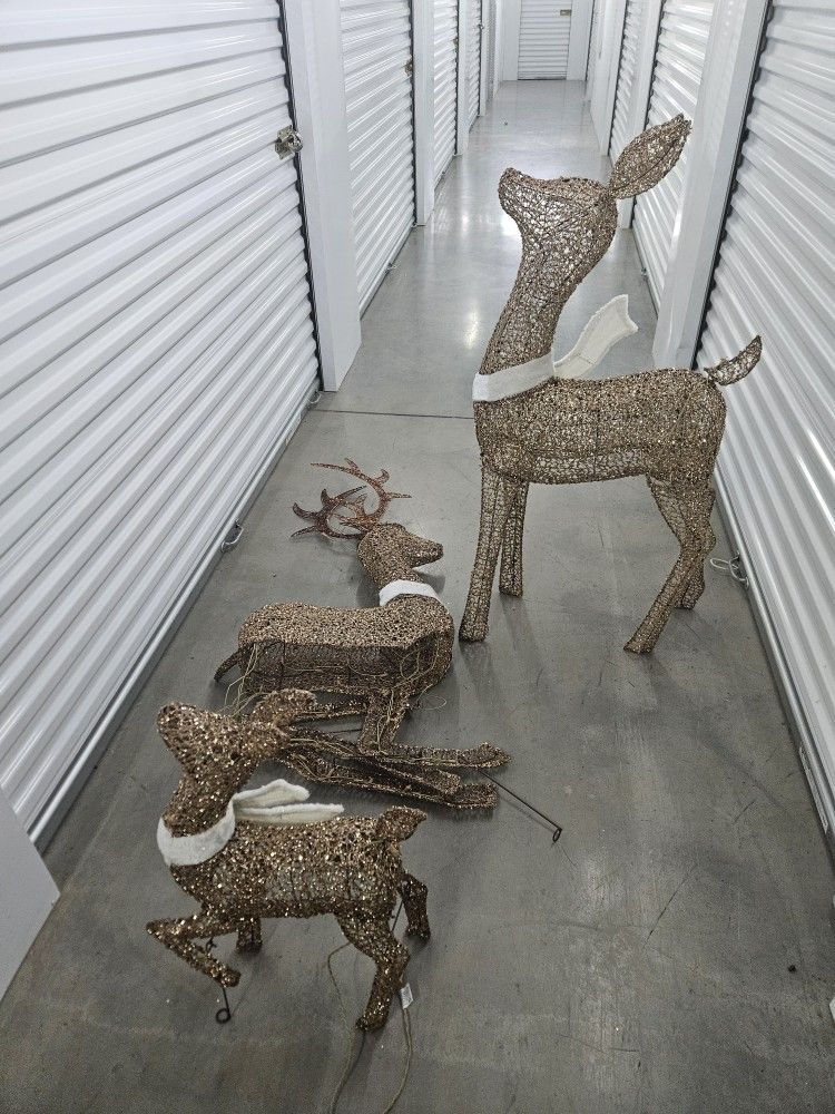 3 Pcs Large Lighted Reindeer Christmas Decoration