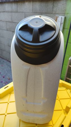 Dog food holder