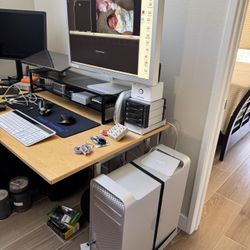 Mac Pro & 30” Studio HD