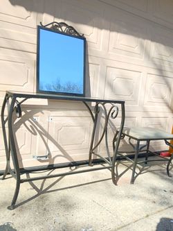 Iron vanity set