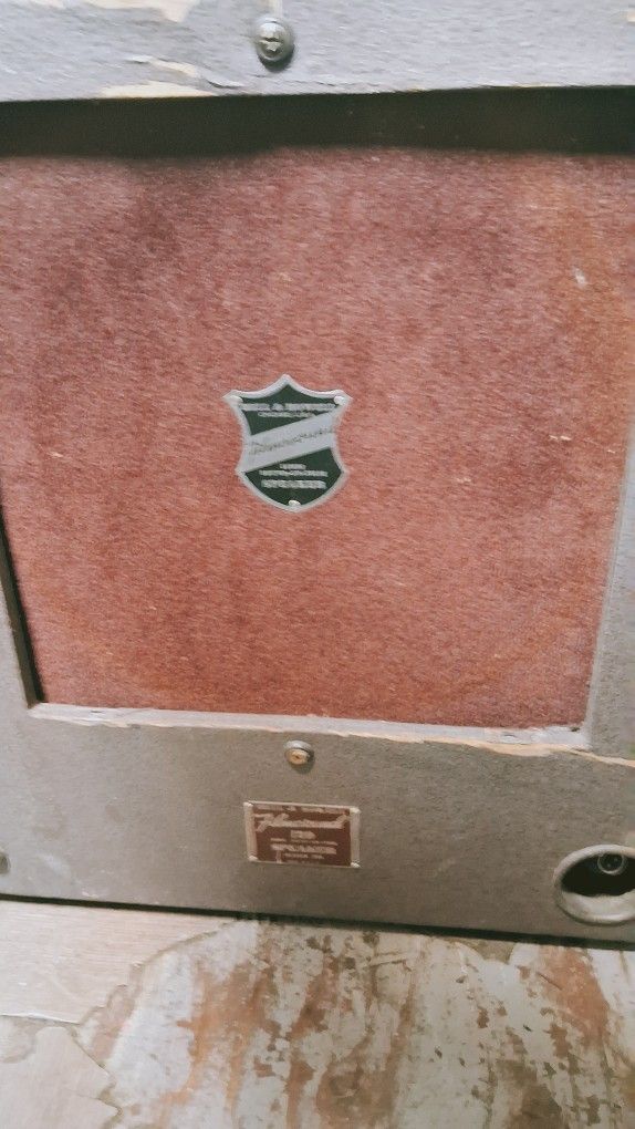 Bell And Powell Speaker 