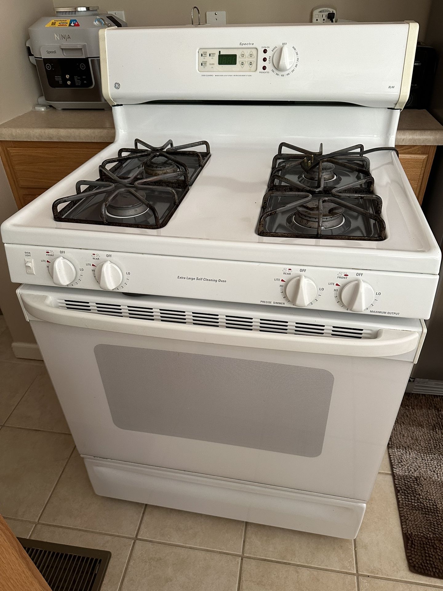GE Gas Range