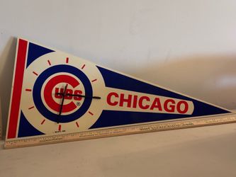 VINTAGE CUBS CLOCK