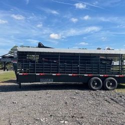 Circle W 8.5 x 24 Gooseneck LiveStock Trailer 14k