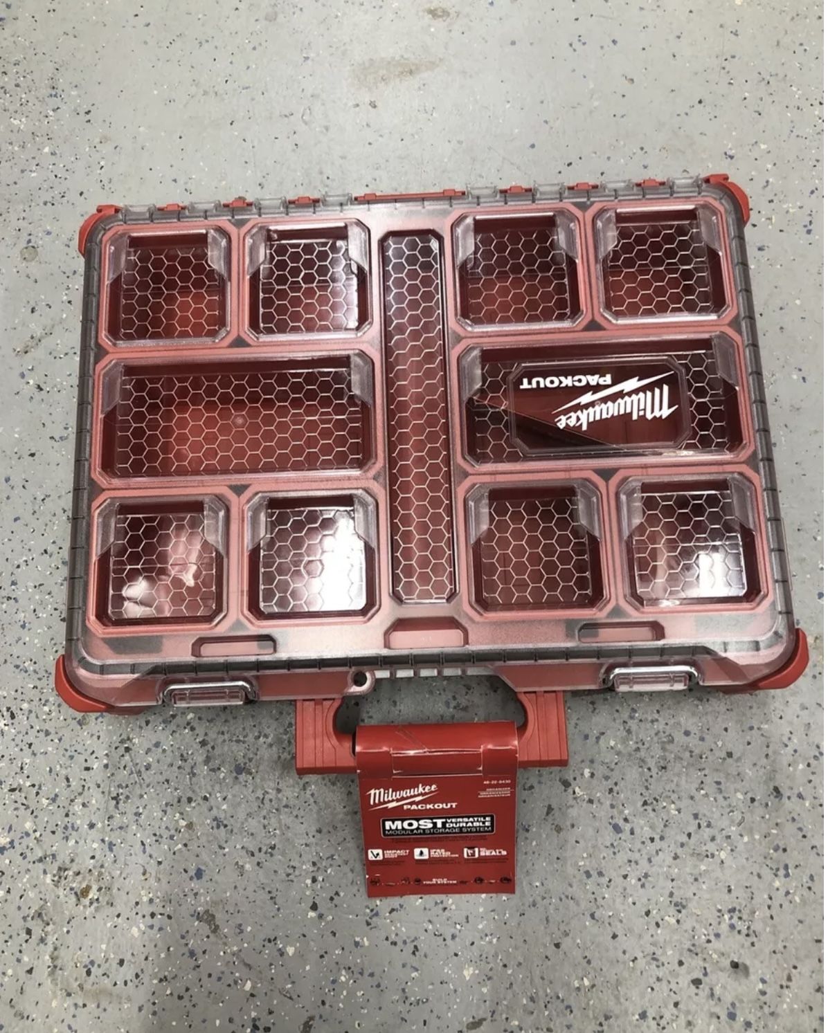 Milwaukee PACKOUT 11-Compartment Impact Resistant Portable Small Parts Organizer. Brand NEW.