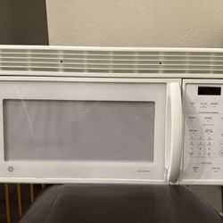 Microwave Oven