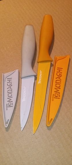 Tomodachi 6 Pc. Colorful Kitchen Knife Set with Matching Cases