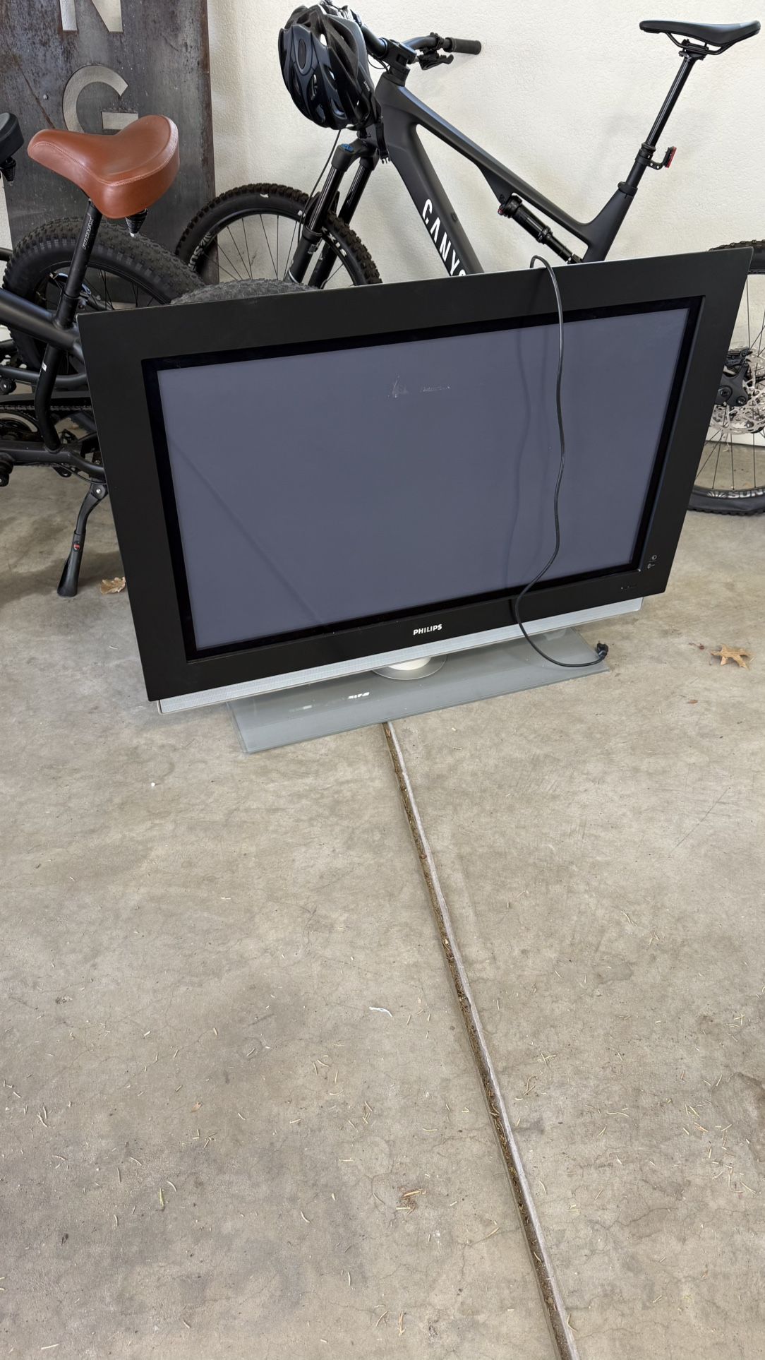 TV