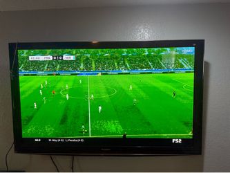 65” Panasonic plasma tv USED