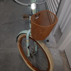 Huffy 24″ Women’s Nel Lusso Cruiser Bike, 54576, Mint, Wire Basket

