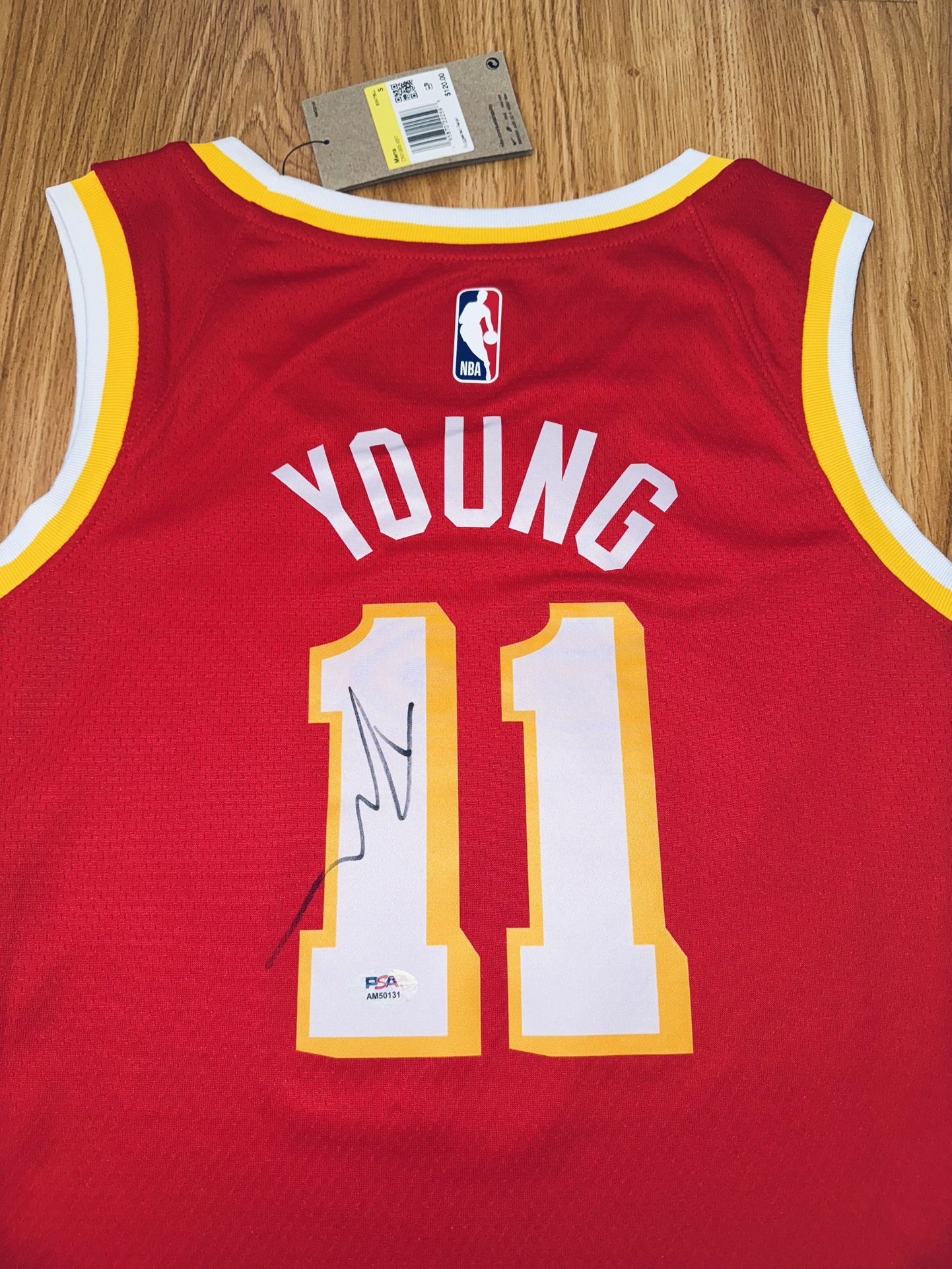 Trae Young Atlanta Hawks Autograph Signed Authentic Nike Jersey! PSA COA